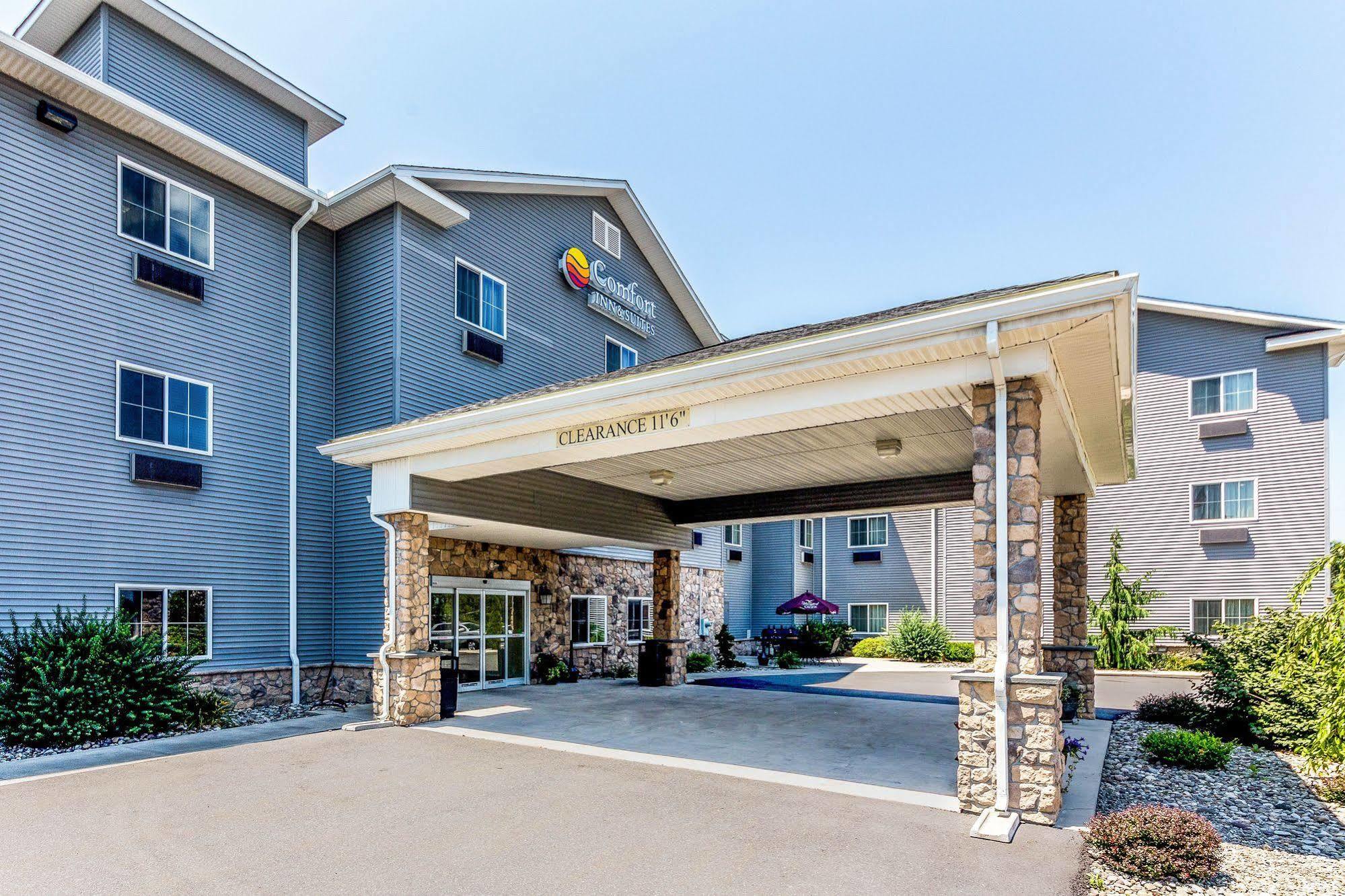 Hotel Comfort & - Frackville 3*