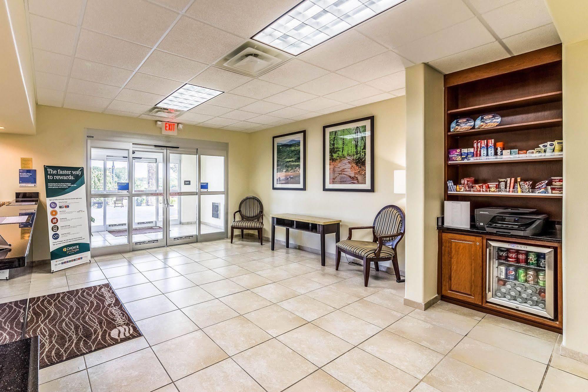 Comfort & - Frackville Hotel 3*