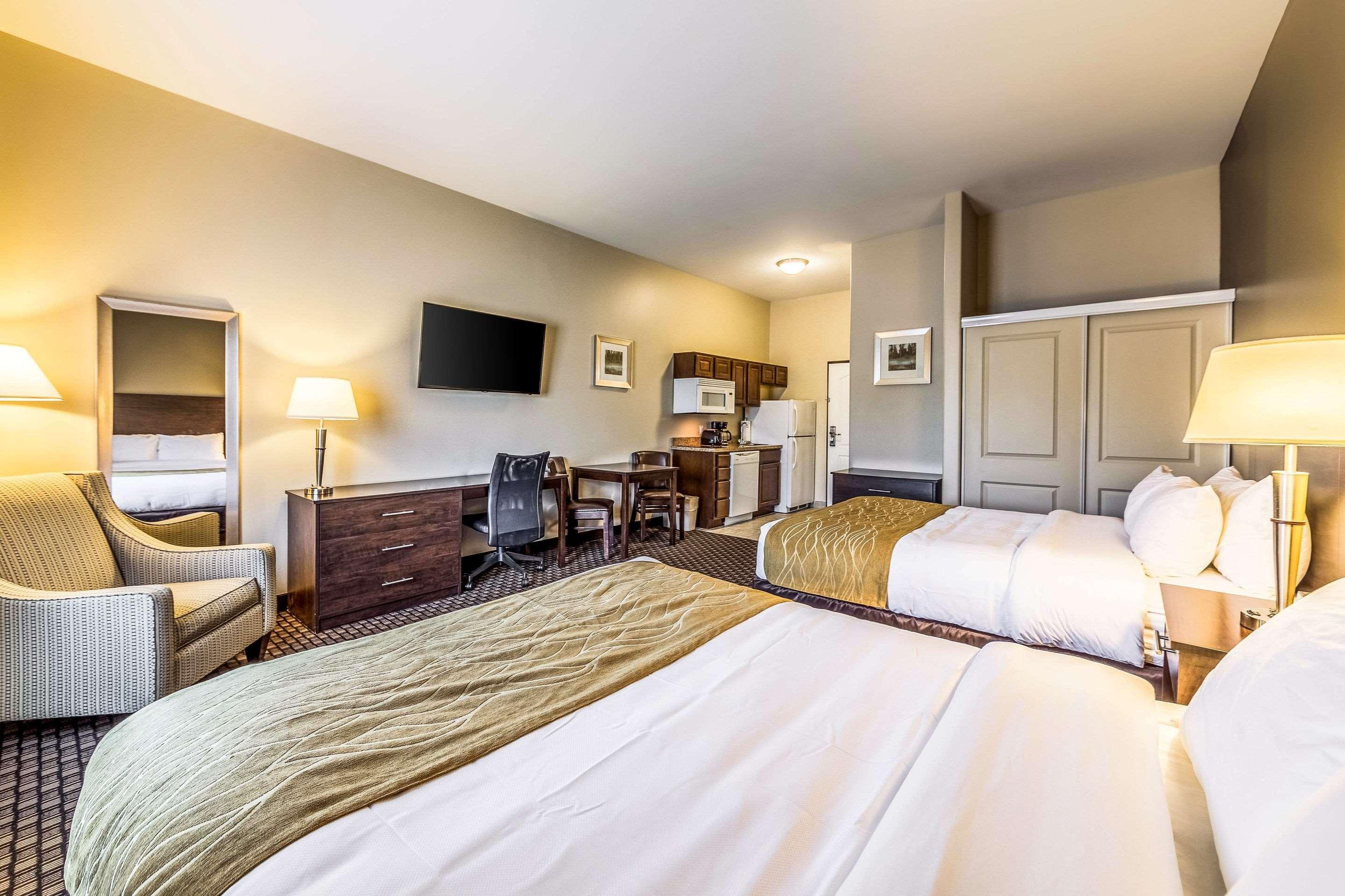 Comfort & - Frackville Hotel
