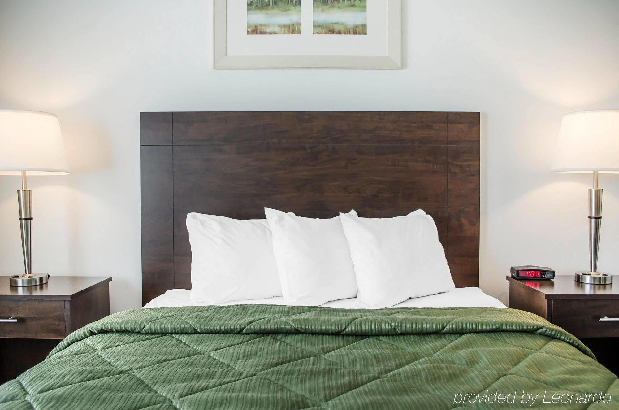 Hotel Comfort & - Frackville 3*