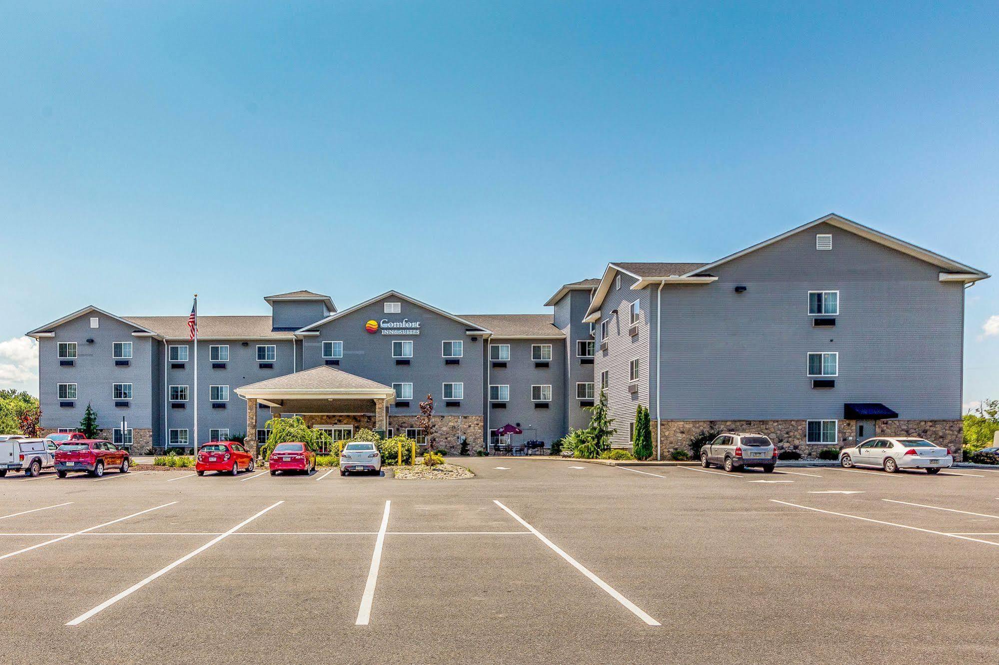 Comfort & - Frackville Hotel